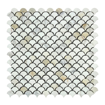 Azulejo de pared con placa para salpicaduras de mosaico de escamas doradas Calacatta